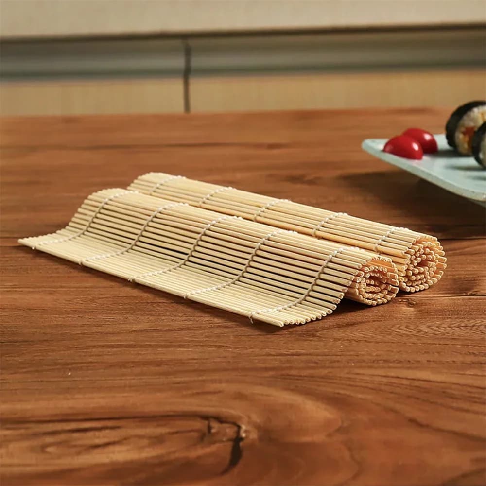 Estera de bambú para sushi exquisita con acabado blanco, enrollador de arroz y alga nori, antiadherente, estilo japonés, esencial de cocina para hacer sushi