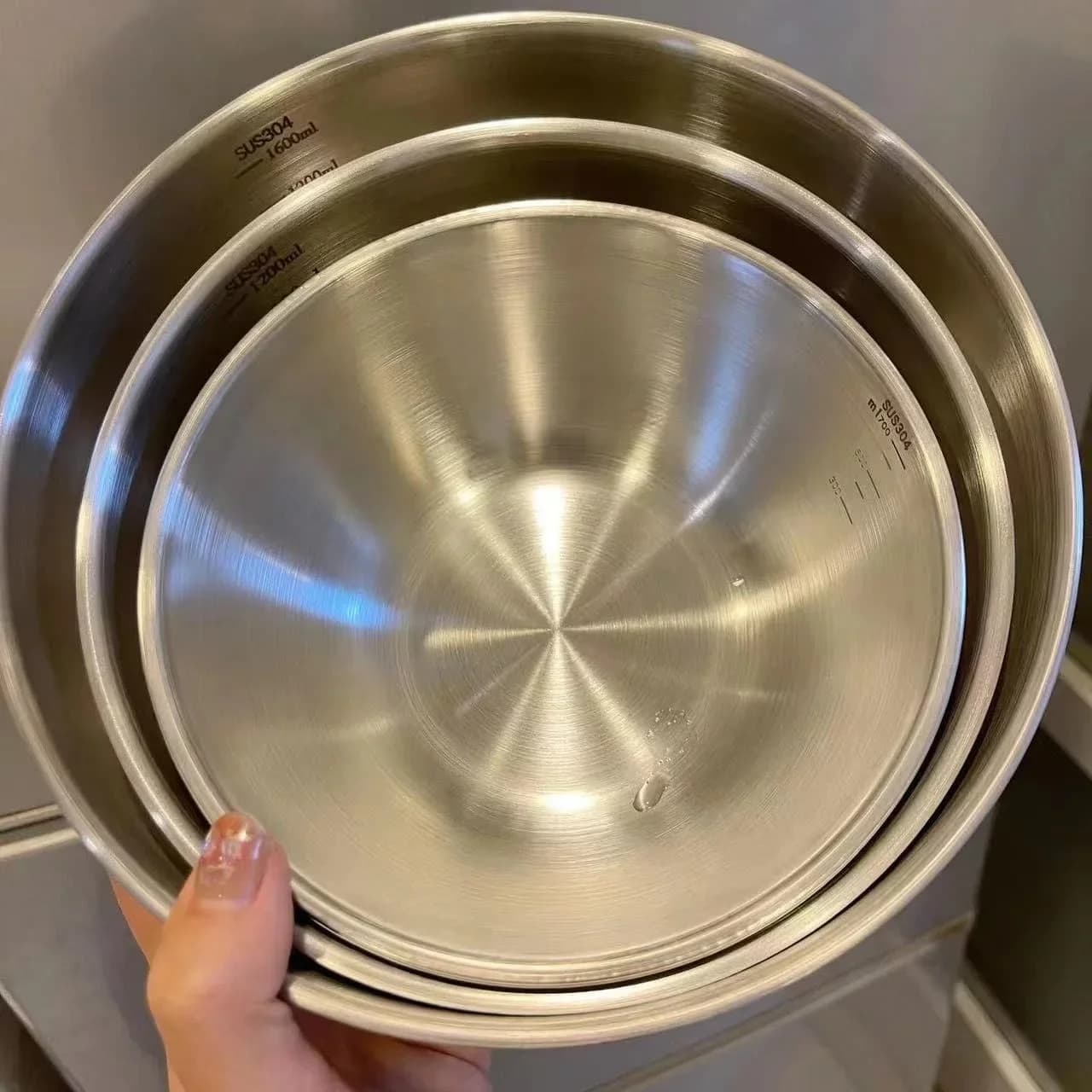 Juego de 1 a 3 cuencos de acero inoxidable con escala para cocinar, hornear y guardar alimentos; cuencos mezcladores de gran capacidad para el hogar y la cocina